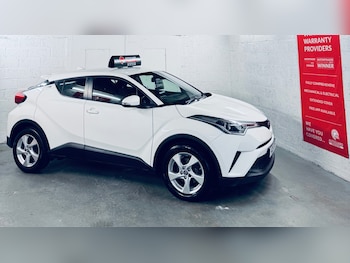 Used Toyota C-HR 2017 for sale - 76023140: Photo