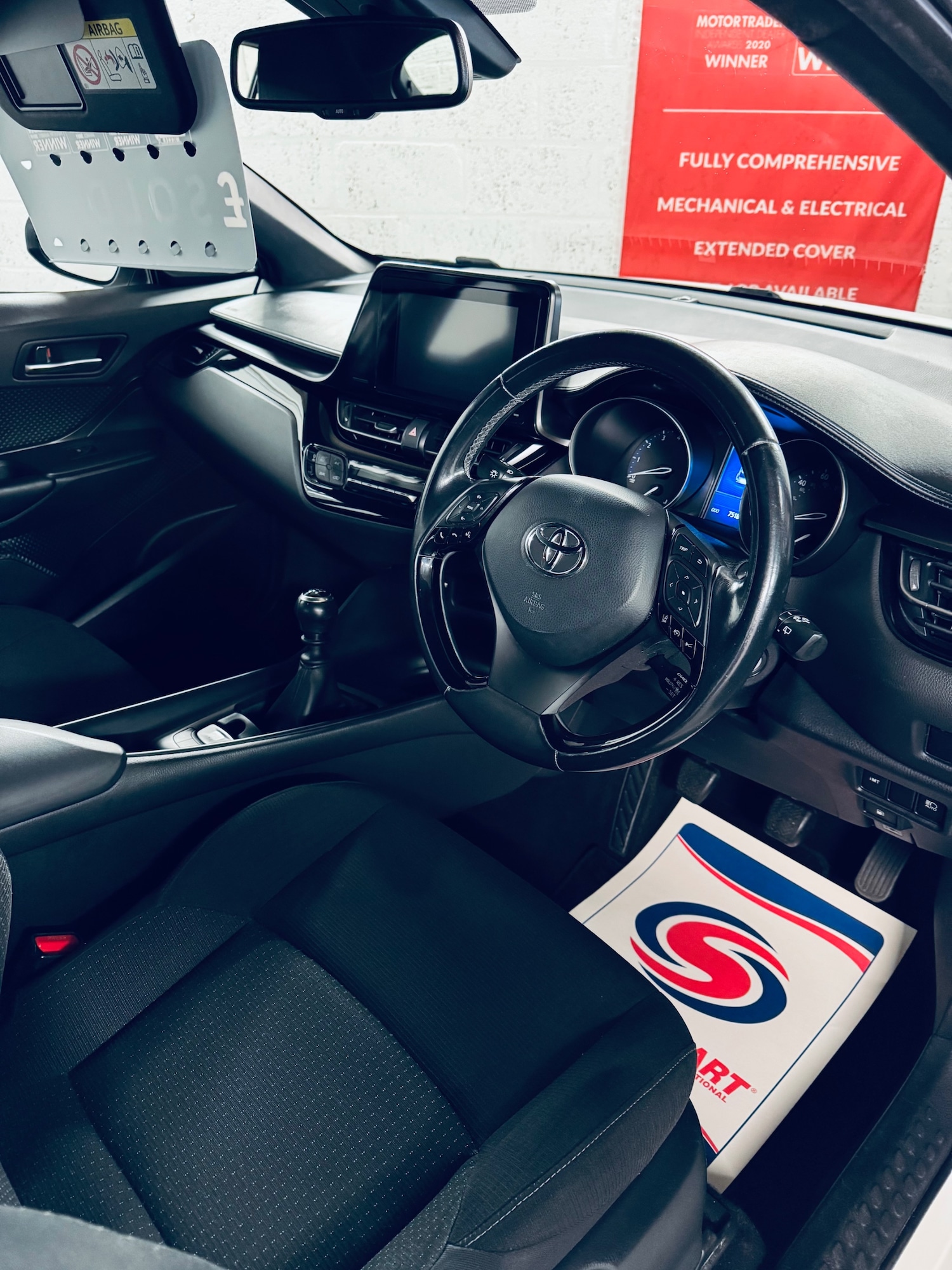 Used Toyota C-HR 2017 for sale - 76023140: Photo 4