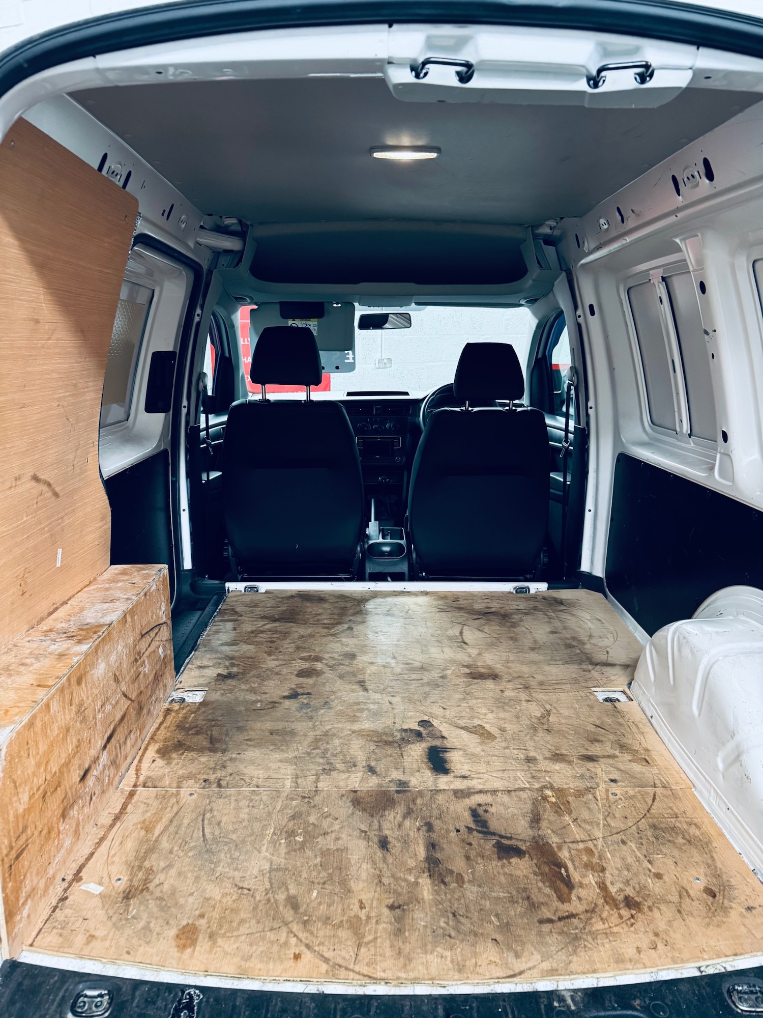 Used Volkswagen Caddy 2016 for sale - 76387273: Photo 8