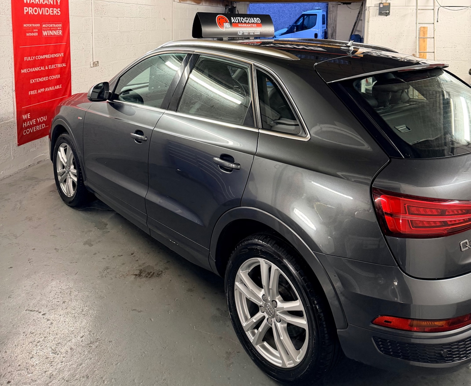 Used Audi Q3 2017 for sale - 77420720: Photo 3