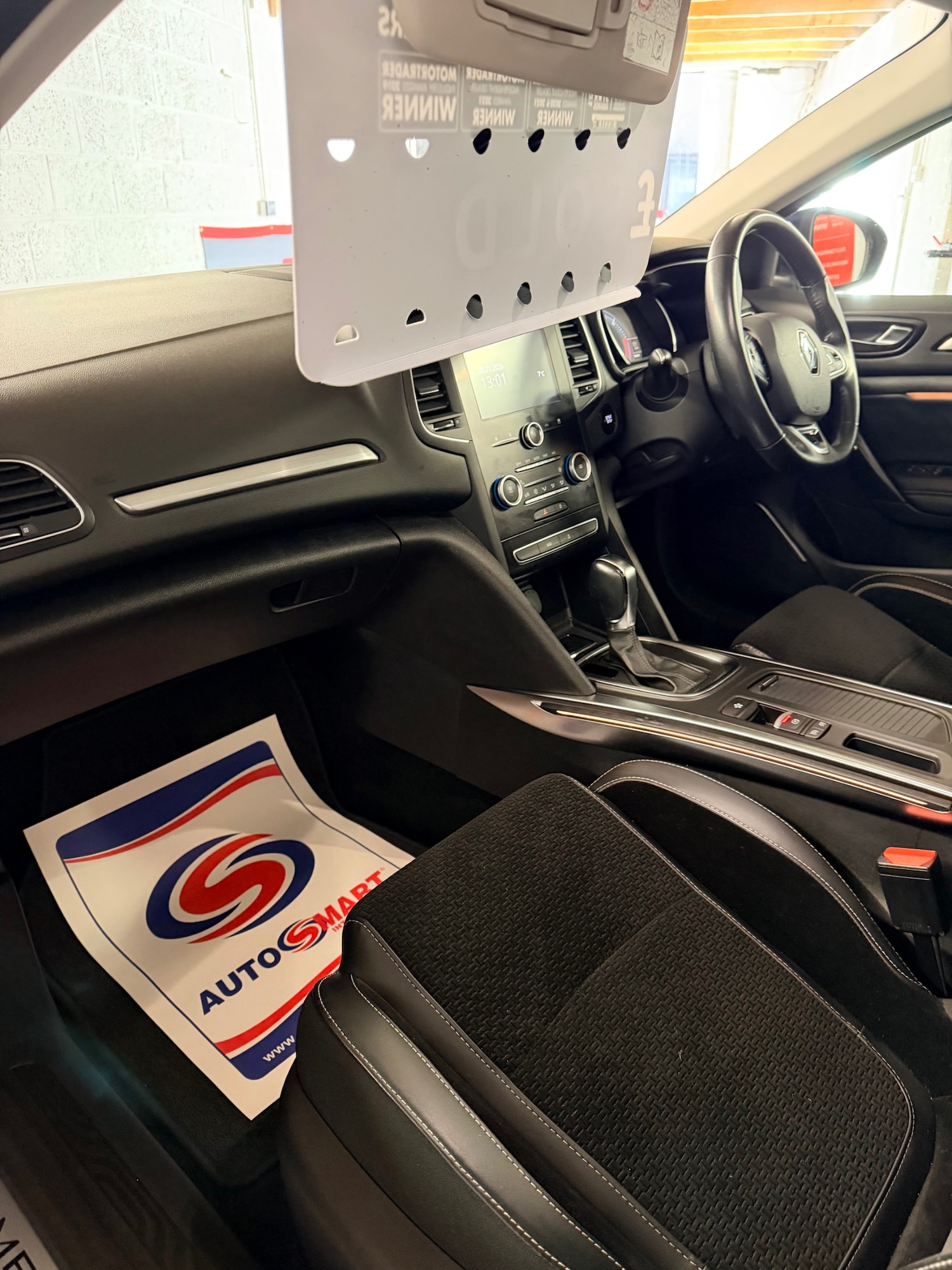 Used Renault Megane 2017 for sale - 77366867: Photo 6