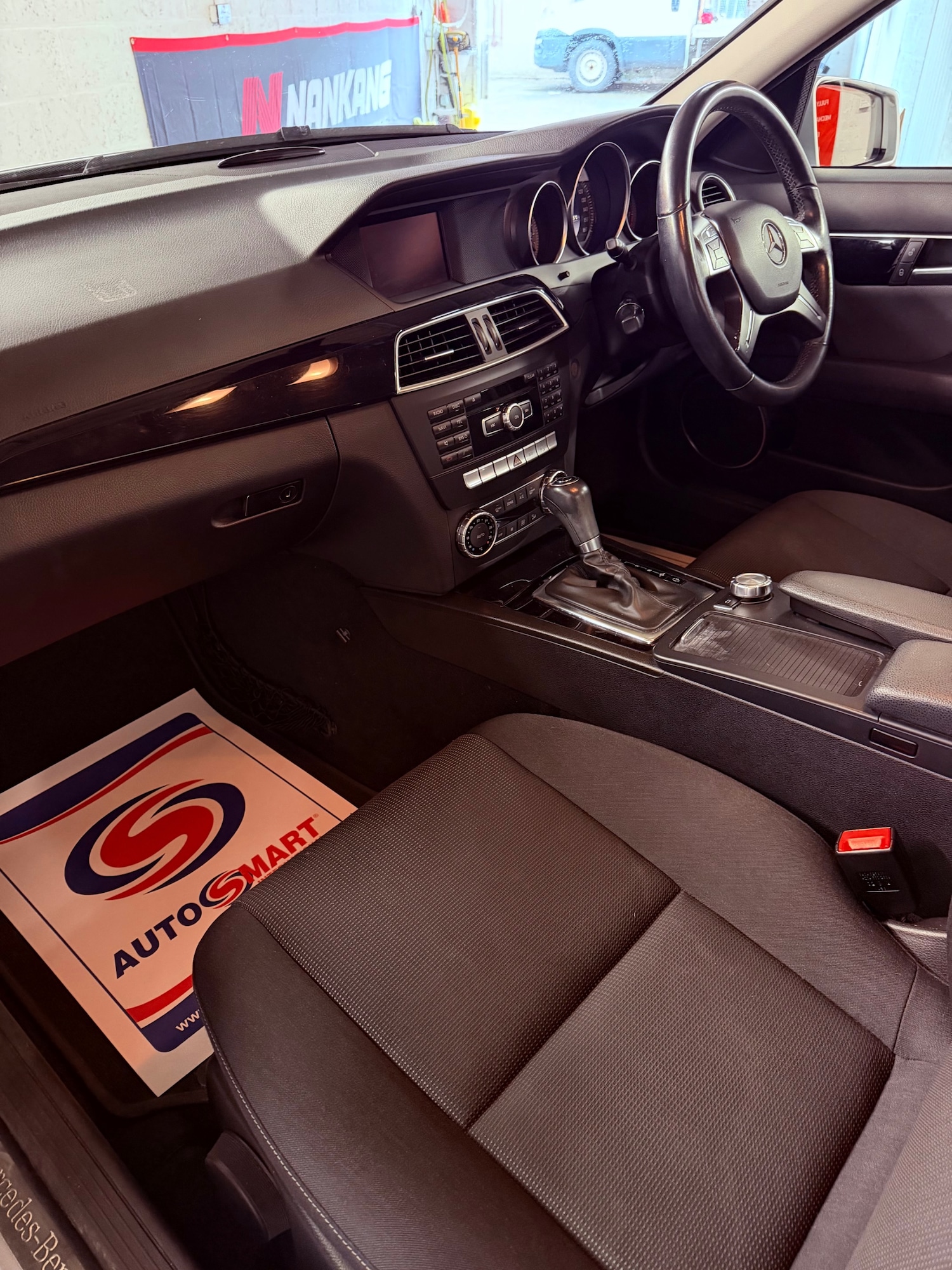 Used Mercedes-Benz C Class 2011 for sale - 78146100: Photo 6