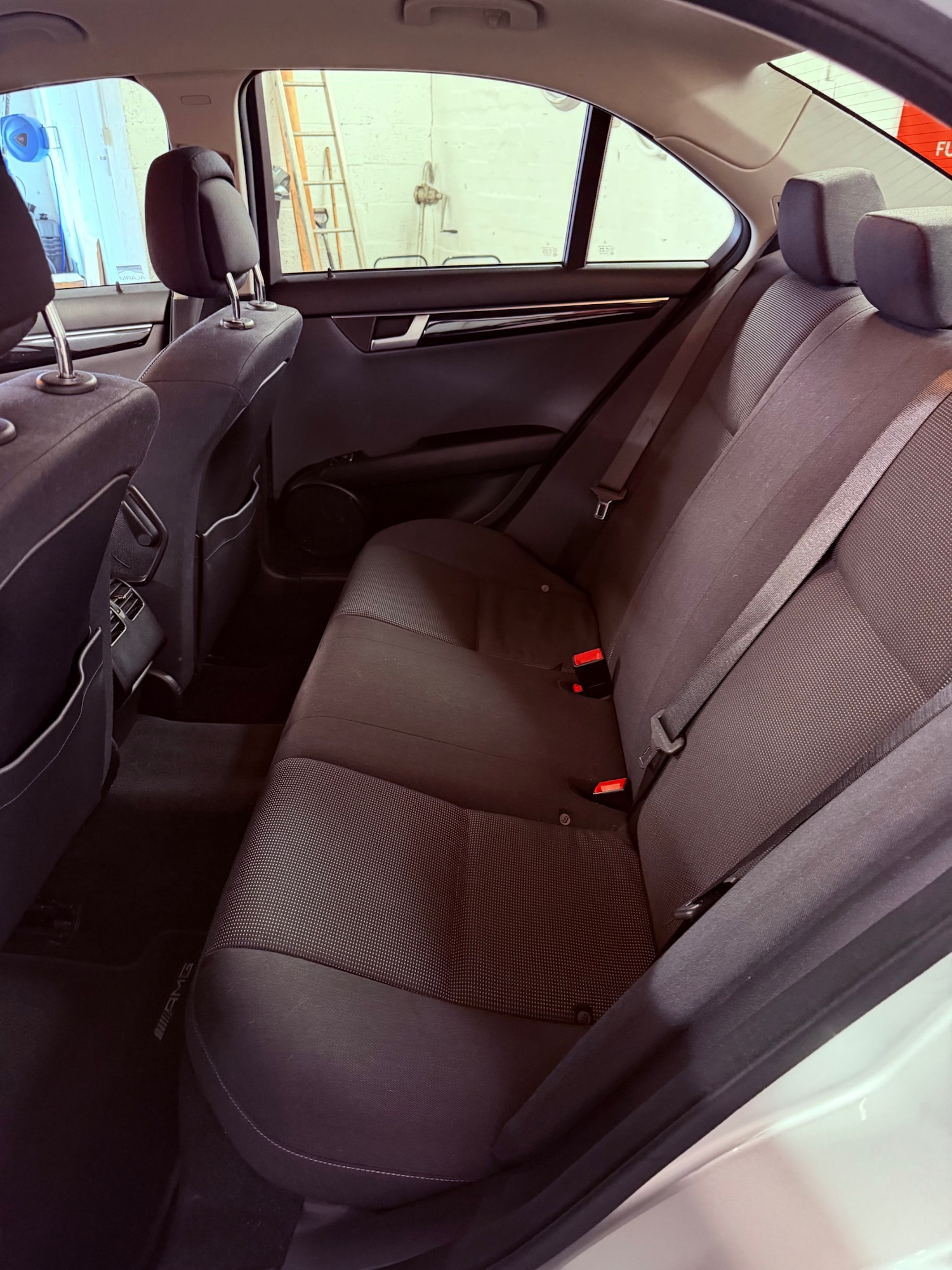 Used Mercedes-Benz C Class 2011 for sale - 78146100: Photo 7