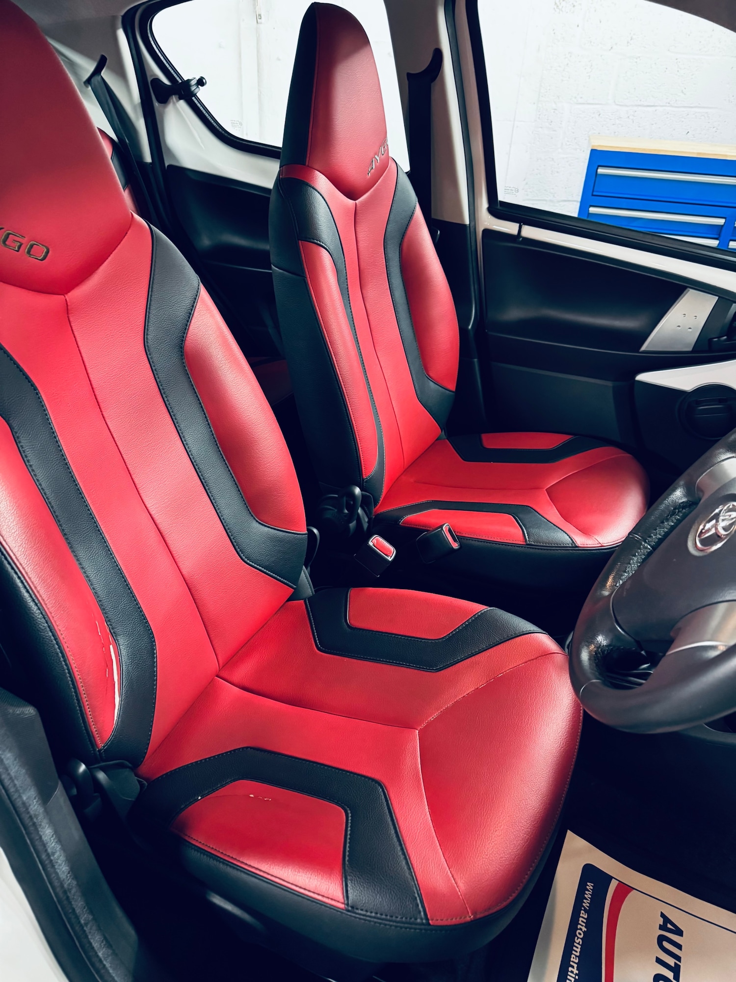 Used Toyota AYGO 2012 for sale - 76948281: Photo 5