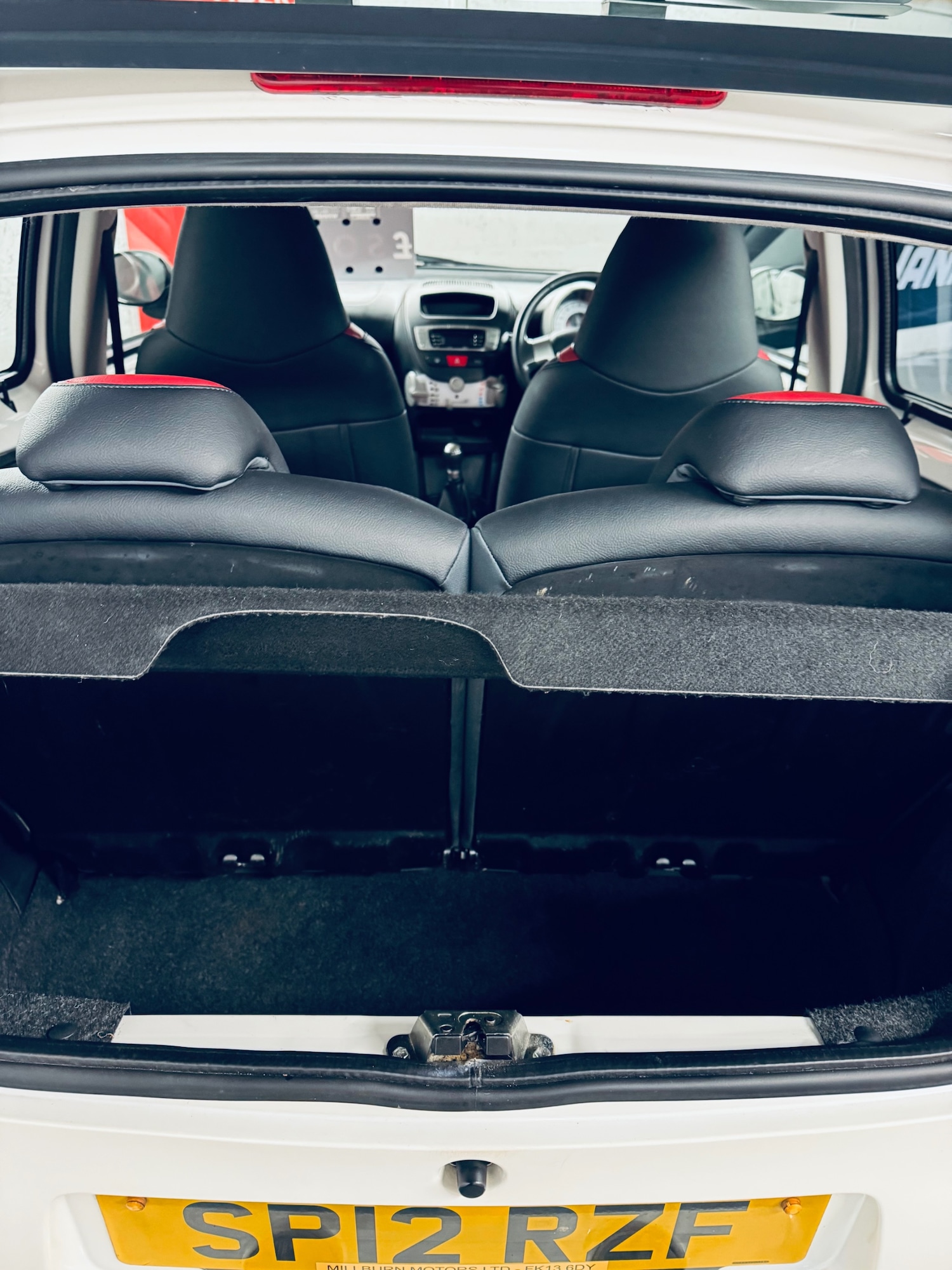 Used Toyota AYGO 2012 for sale - 76948281: Photo 8