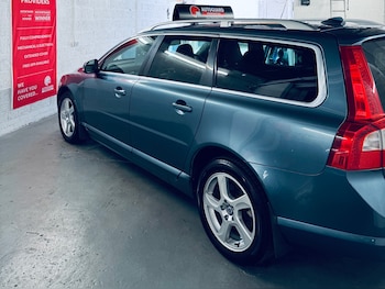 Used Volvo V70 2013 for sale - 75357980: Photo