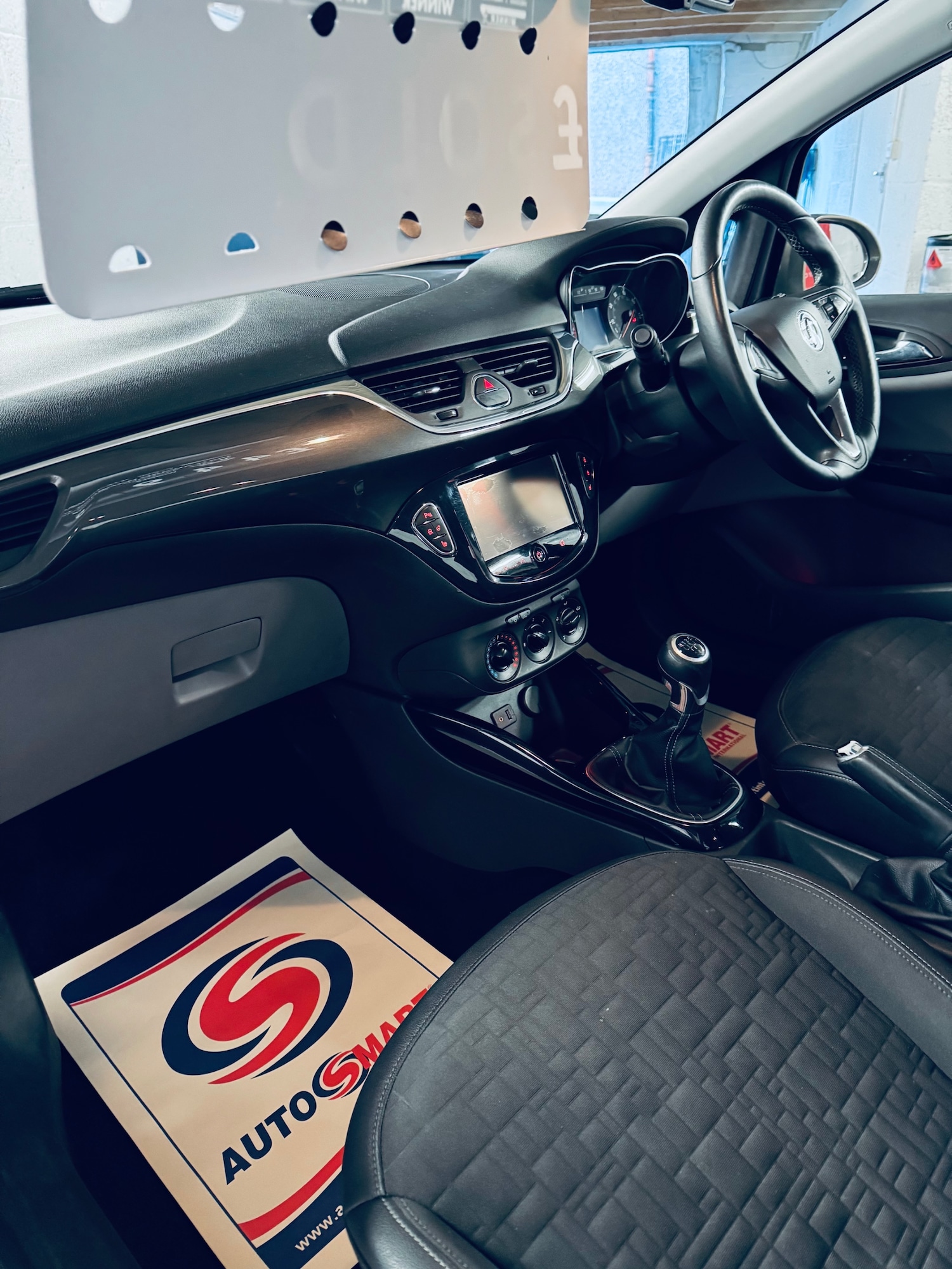 Used Vauxhall Corsa 2015 for sale - 76694660: Photo 6