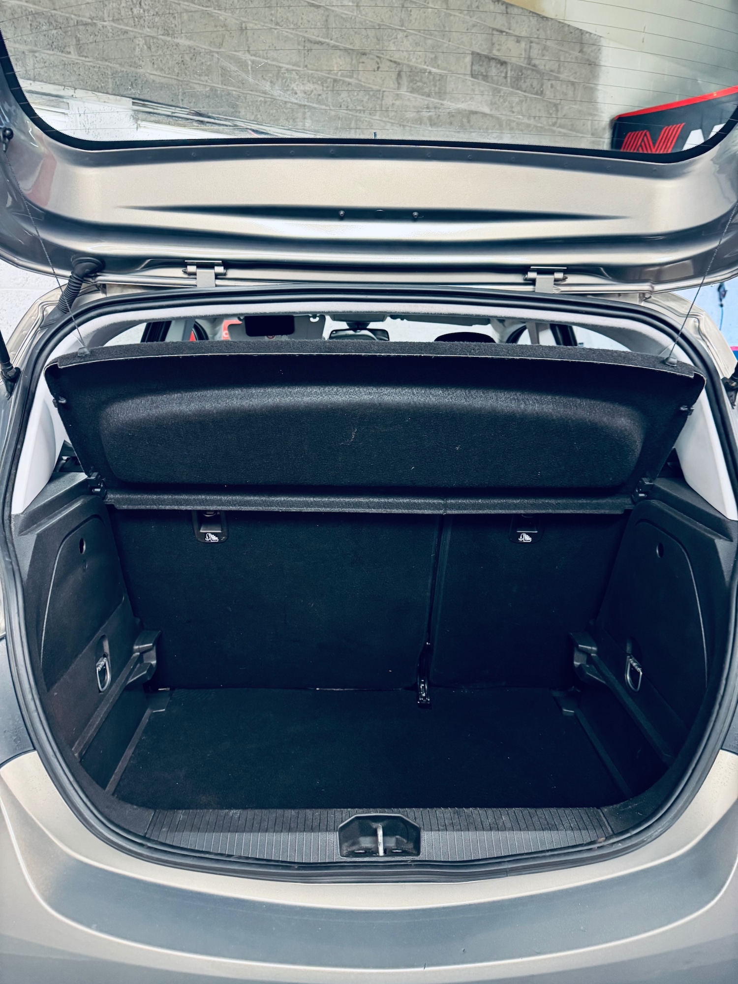 Used Vauxhall Corsa 2015 for sale - 76694660: Photo 8