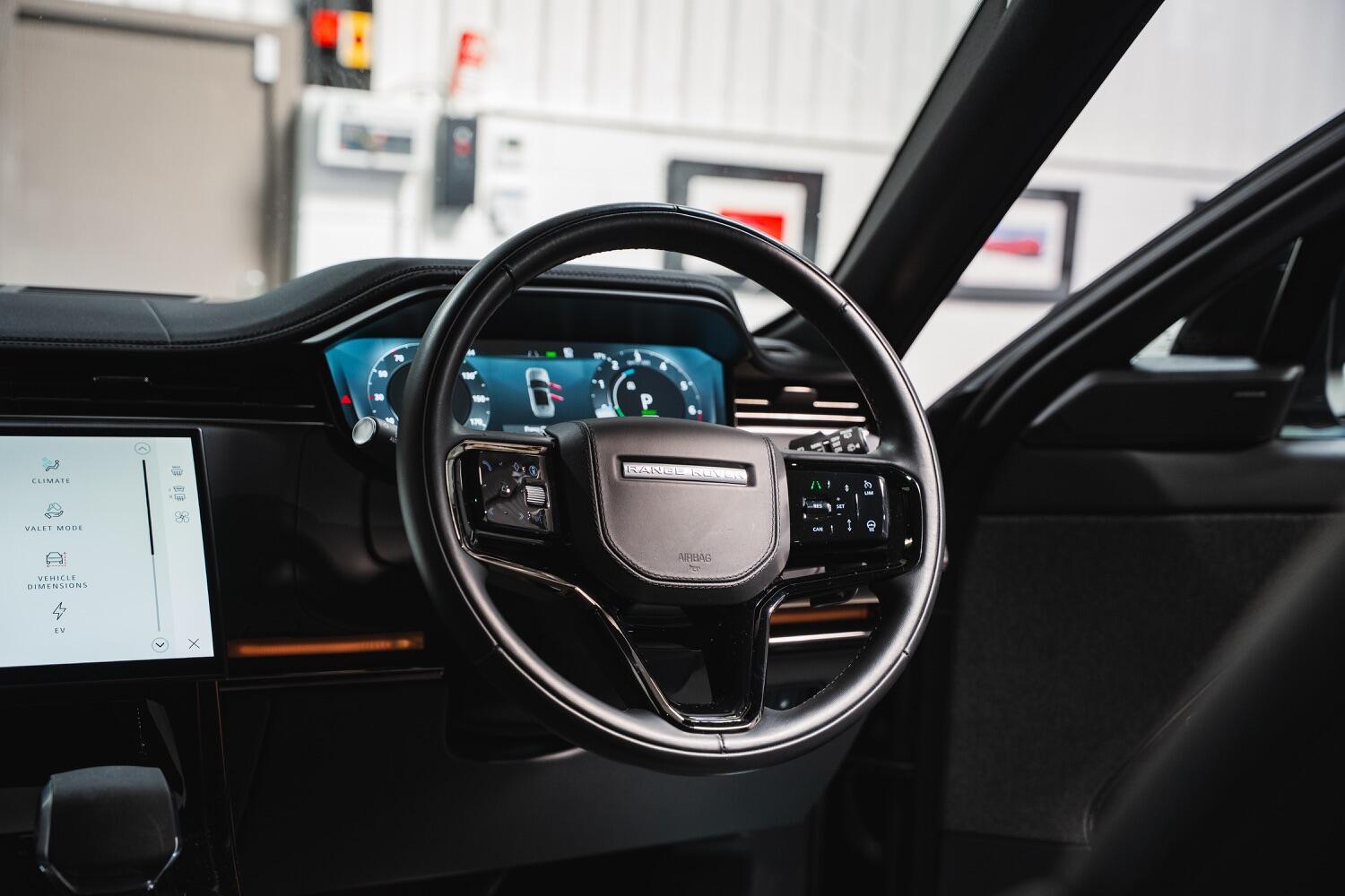 Used Land Rover Range Rover Sport 2024 for sale - 76793629: Photo 11