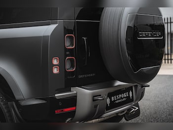 Used Land Rover Defender 90 2022 for sale - 76793628: Photo