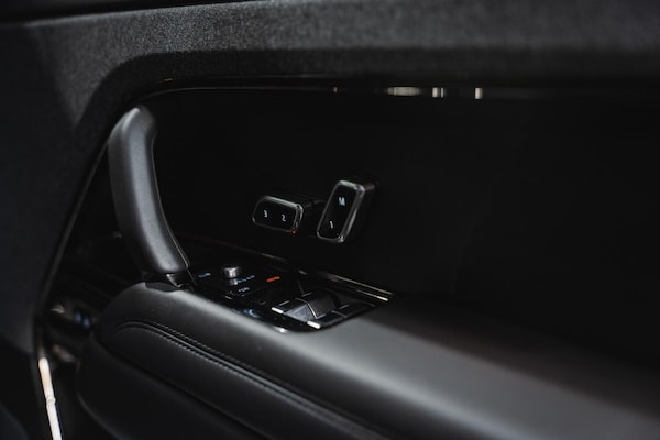Used Land Rover Range Rover Sport 2024 for sale - 76324849: Photo 12