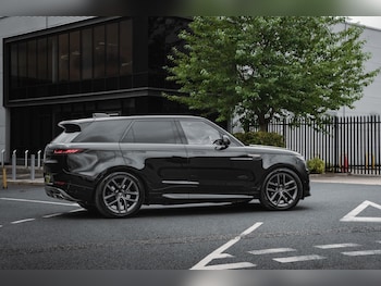 Used Land Rover Range Rover Sport 2024 for sale - 76324849: Photo 4