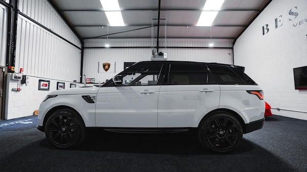 Used Land Rover Range Rover Sport 2019 for sale - 76286969: Photo 3