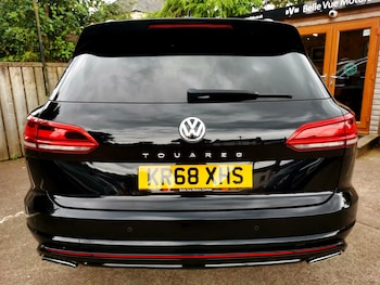 Used Volkswagen Touareg 2018 for sale - 75446679: Photo