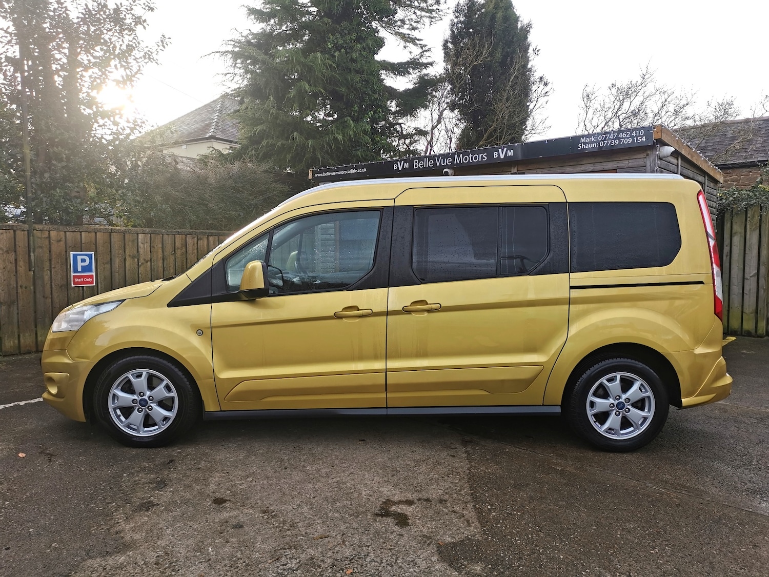 Used Ford Grand Tourneo Connect 2017 for sale - 77135853: Photo 4