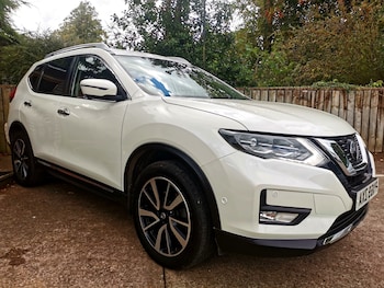 2019 (69) - 1.7 dCi Tekna 5dr CVT