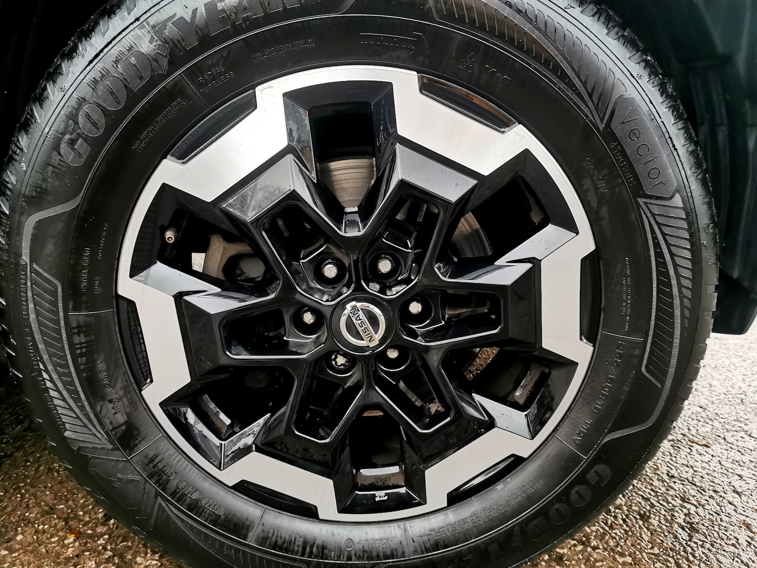 Used Nissan Navara 2021 for sale - 77201650: Photo 18