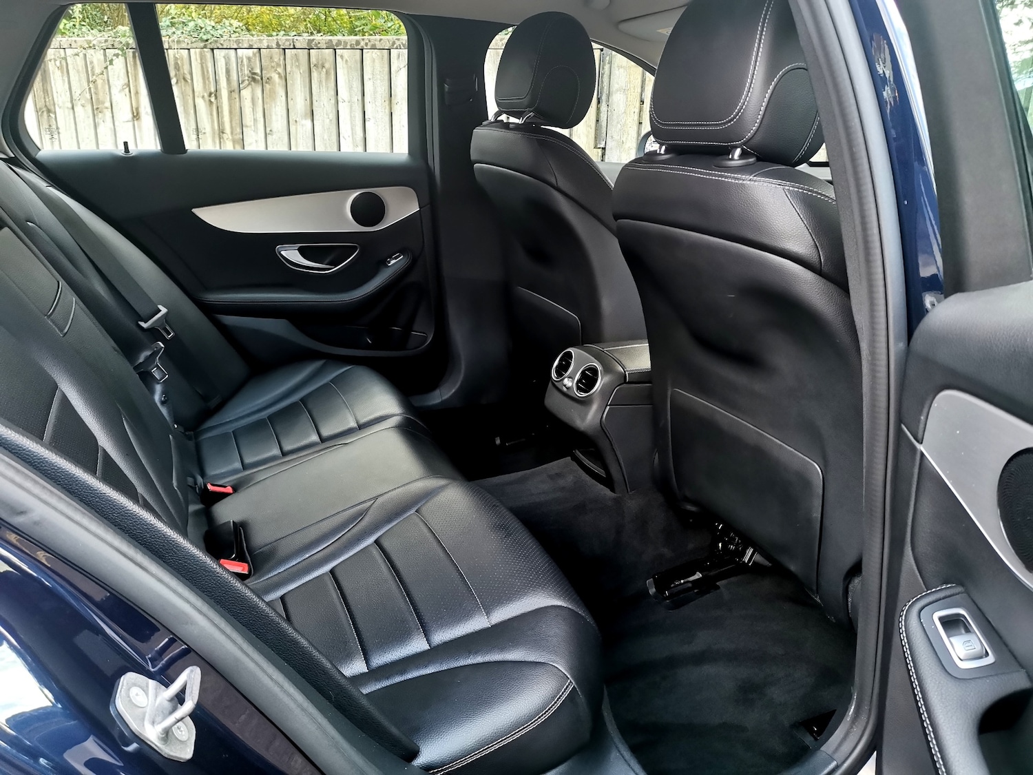 Used Mercedes-Benz C Class 2016 for sale - 76397198: Photo 14