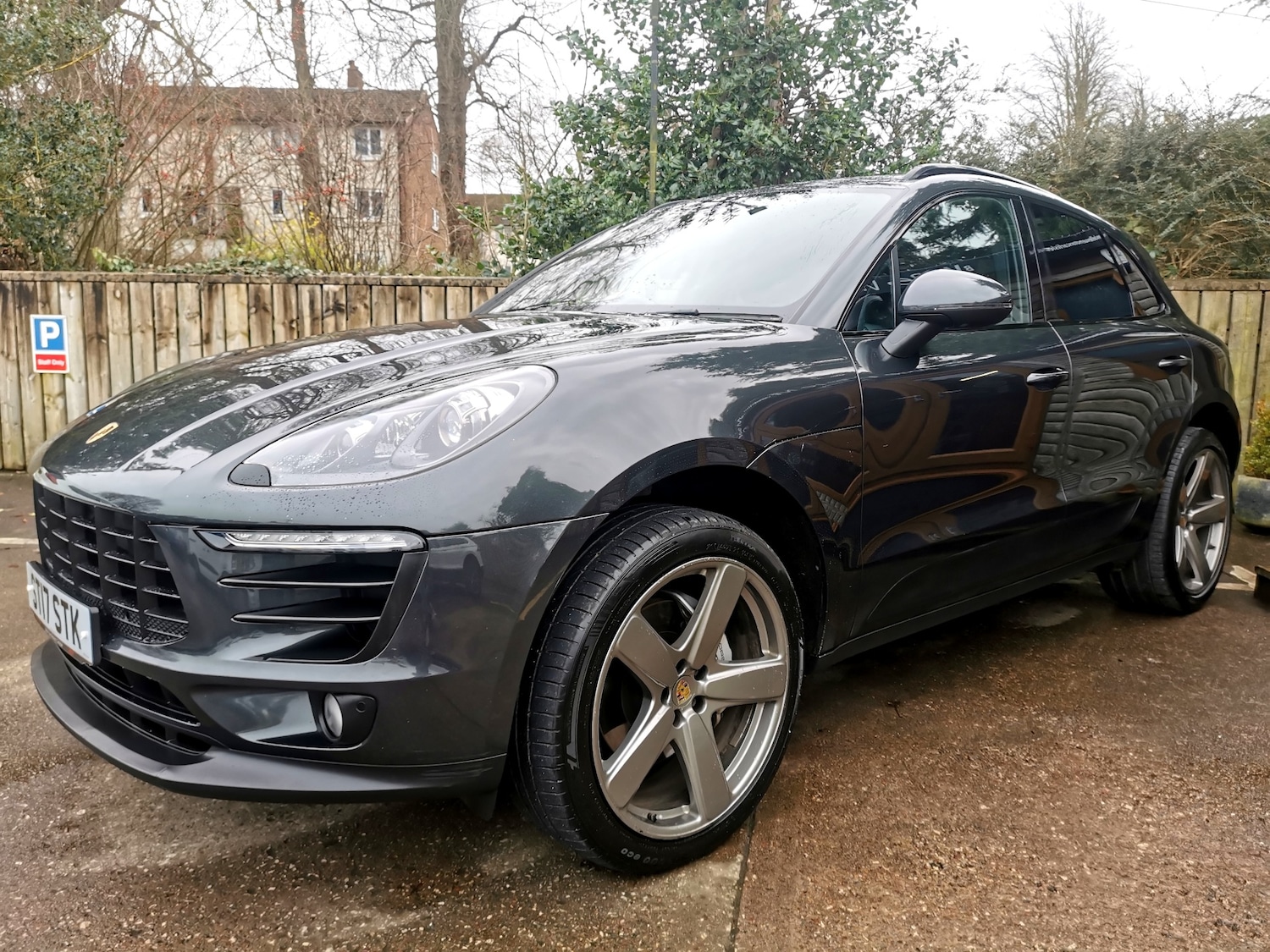 Used Porsche Macan 2017 for sale - 77548674: Photo 2