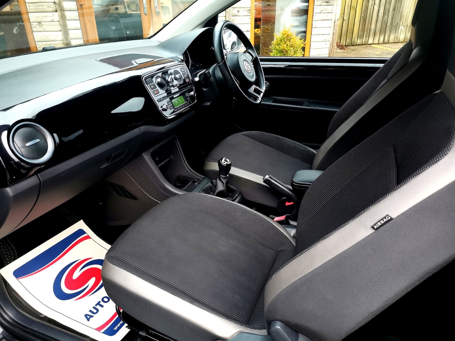 Used Volkswagen up! 2014 for sale - 76709195: Photo 10