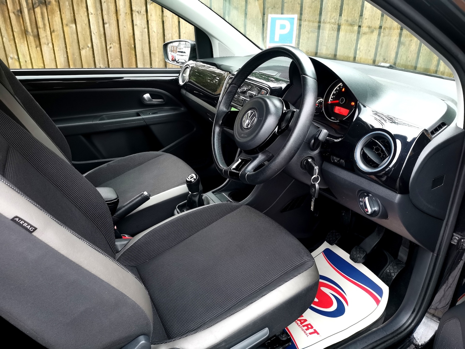 Used Volkswagen up! 2014 for sale - 76709195: Photo 9