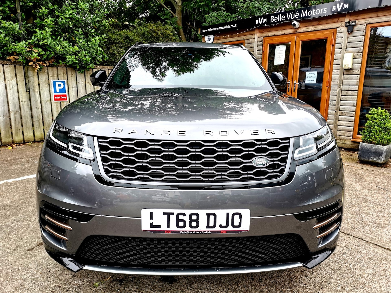 Used Land Rover Range Rover Velar 2018 for sale - 67929574: Photo 3