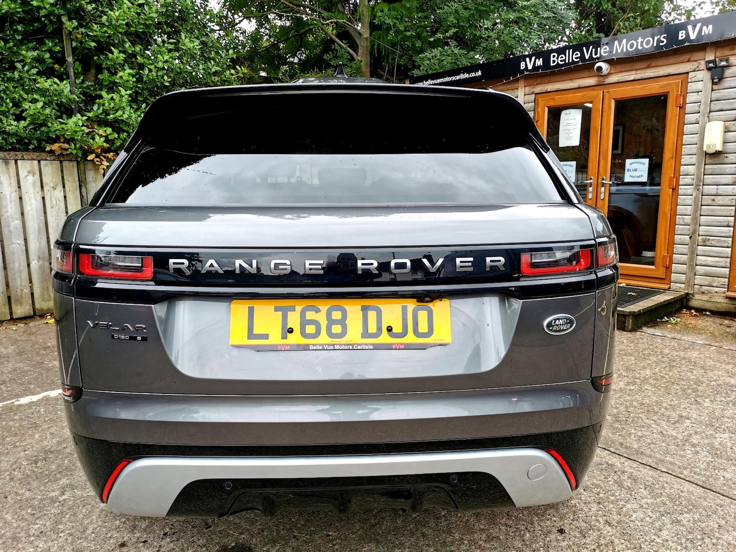 Used Land Rover Range Rover Velar 2018 for sale - 67929574: Photo 4