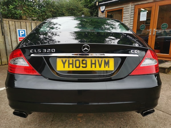 Used Mercedes-Benz CLS 2009 for sale - 76268836: Photo 4