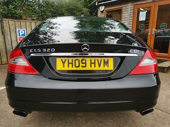 Used Mercedes-Benz CLS 2009 for sale - 76268836: Photo 4