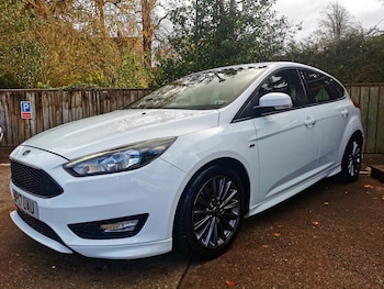 Used Ford Focus 2017 for sale - 76347414: Photo