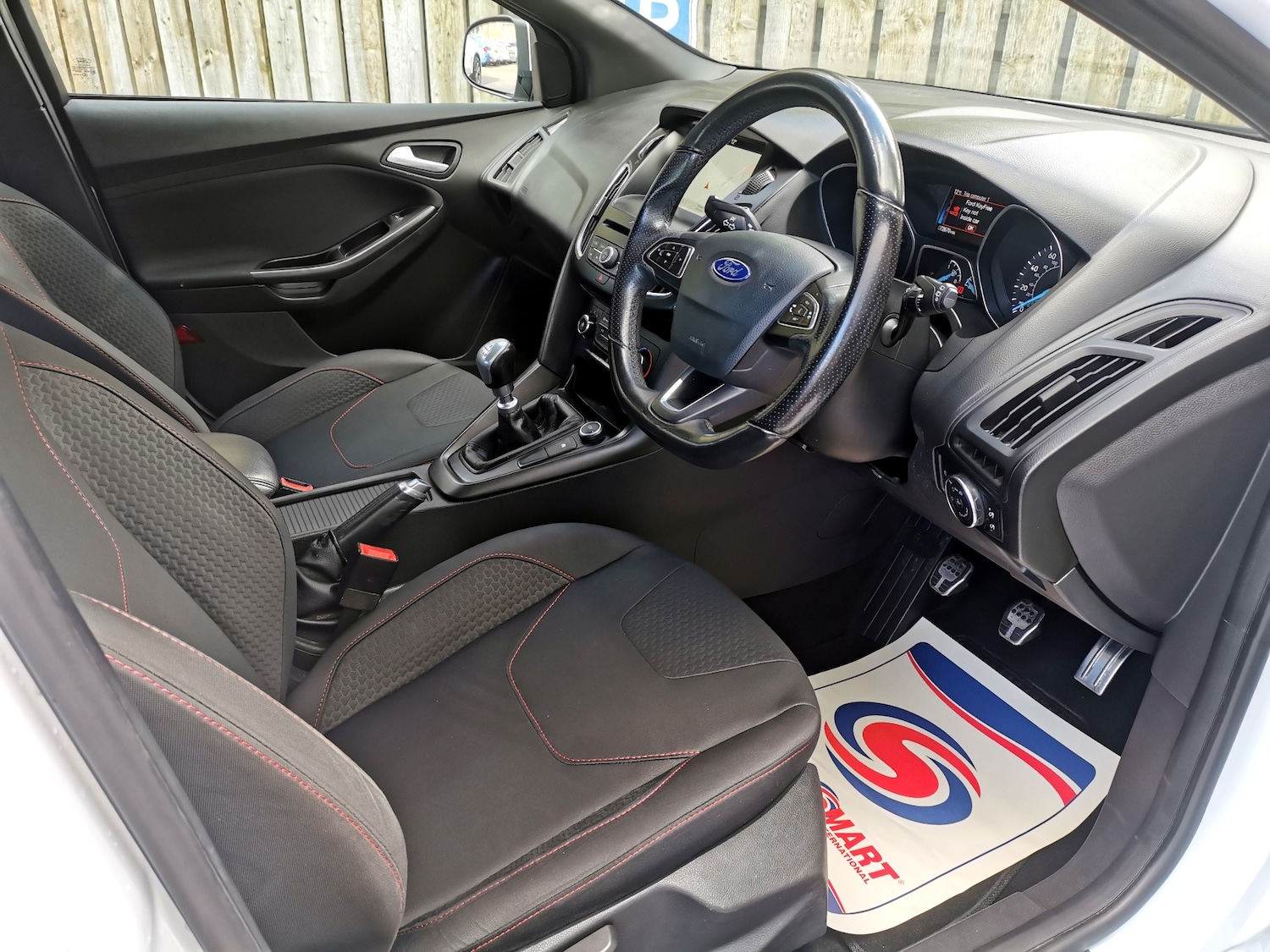 Used Ford Focus 2017 for sale - 76347414: Photo 9