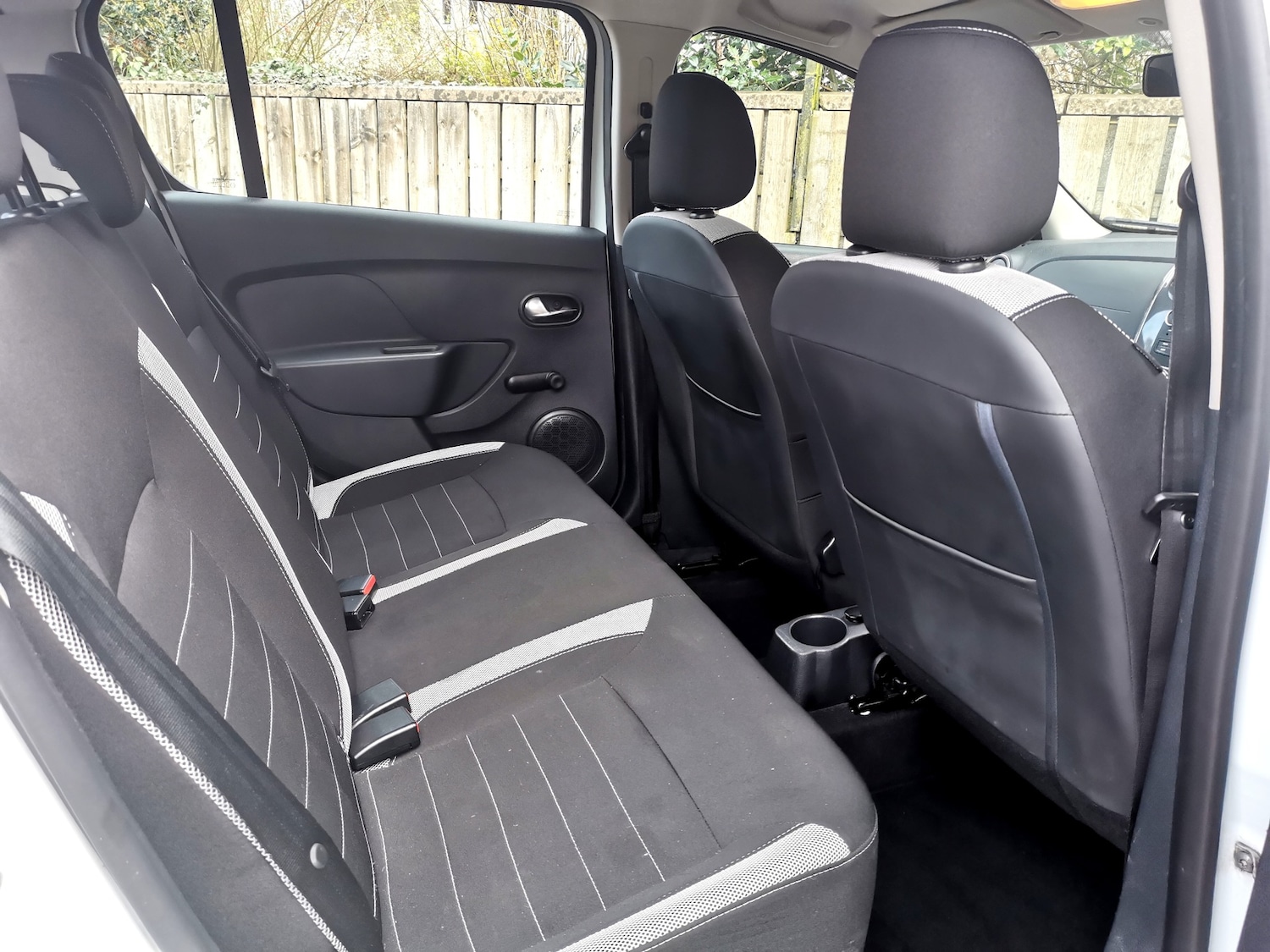 Used Dacia Sandero Stepway 2017 for sale - 77822526: Photo 11