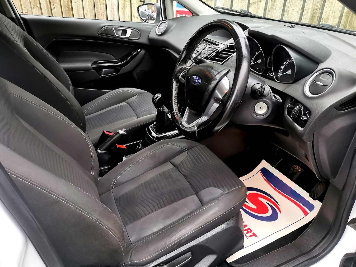 Used Ford Fiesta 2017 for sale - 76526685: Photo 9