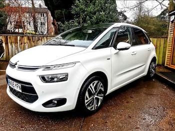 Used Citroen C4 Picasso 2015 for sale - 76340216: Photo
