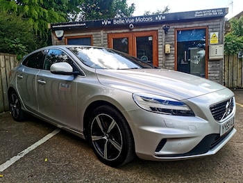 Used Volvo V40 2019 for sale - 78829556: Photo