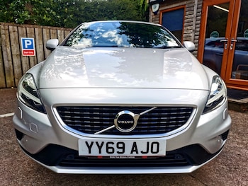 Used Volvo V40 2019 for sale - 78829556: Photo