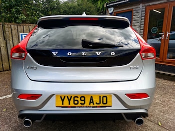 Used Volvo V40 2019 for sale - 78829556: Photo