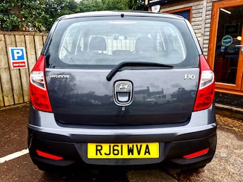 Used Hyundai i10 2011 for sale - 78183212: Photo