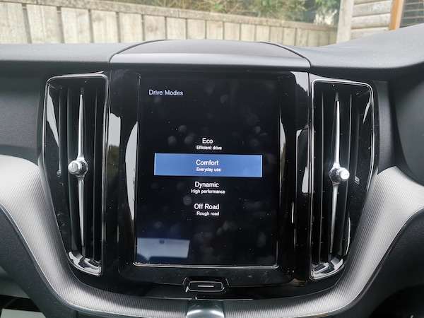 Used Volvo XC60 2019 for sale - 76305834: Photo 15