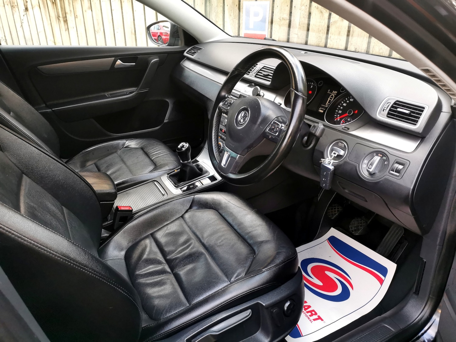 Used Volkswagen Passat 2014 for sale - 77015001: Photo 9