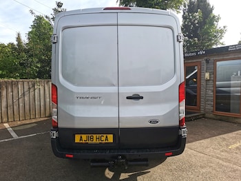Used Ford Transit 2018 for sale - 78683525: Photo