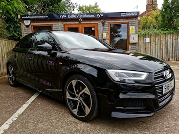 2018 (68) - 35 TFSI Black Edition 4dr