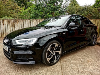 Used Audi A3 2018 for sale - 75644479: Photo