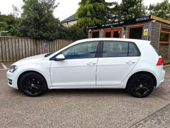 Used Volkswagen Golf 2015 for sale - 74630133: Photo