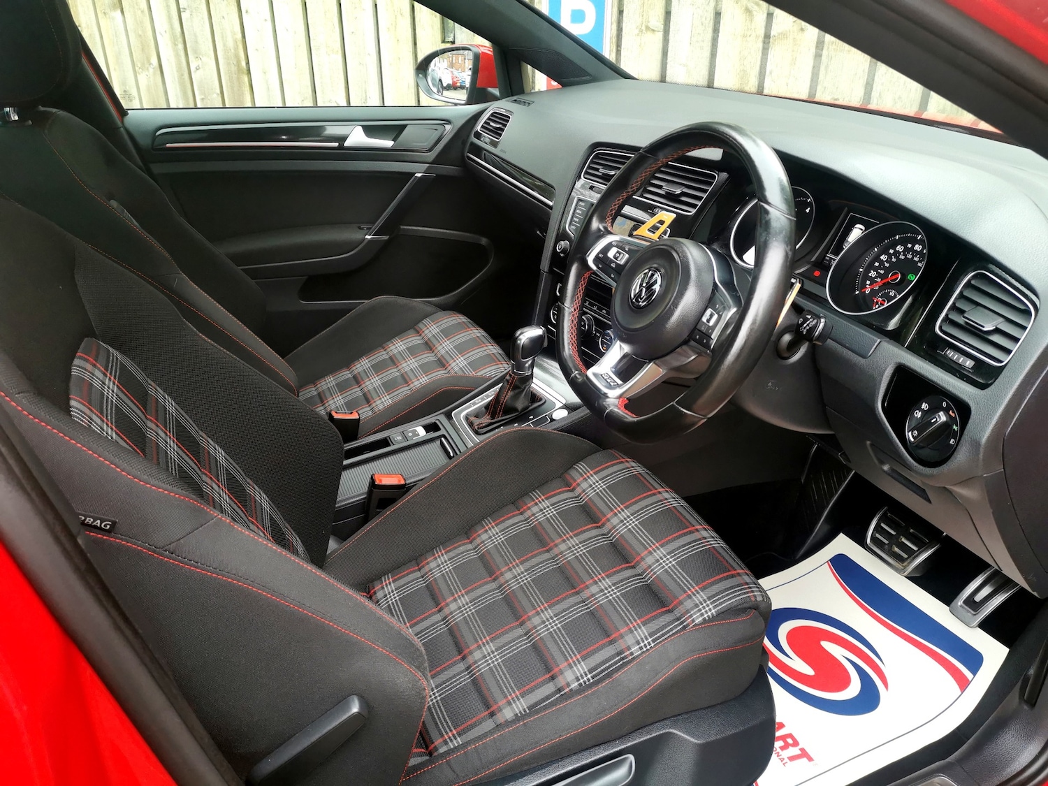 Used Volkswagen Golf 2015 for sale - 76560158: Photo 9