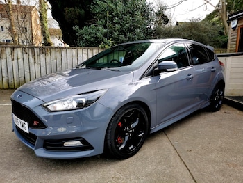 Used Ford Focus 2015 for sale - 66018154: Photo