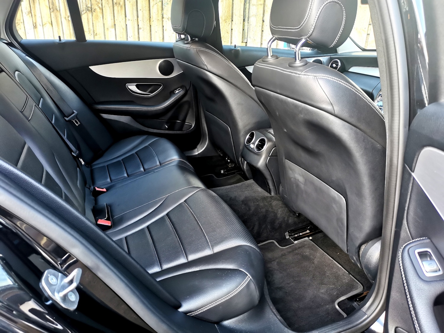 Used Mercedes-Benz C Class 2019 for sale - 76347441: Photo 13