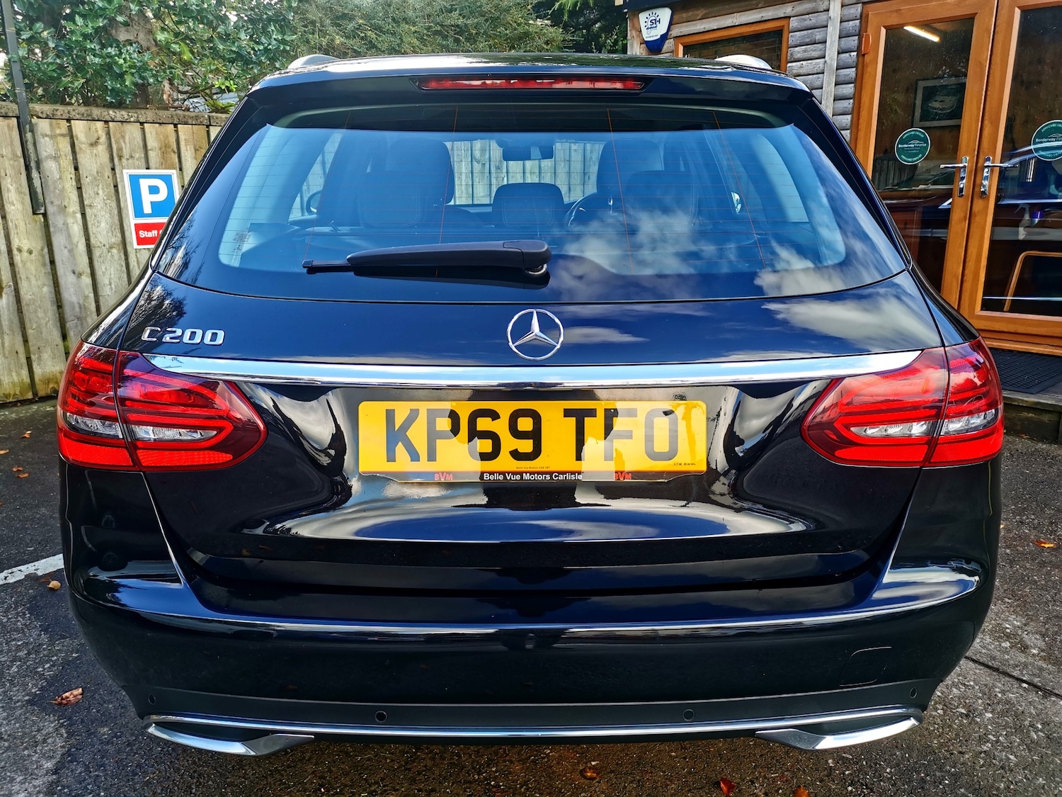 Used Mercedes-Benz C Class 2019 for sale - 76347441: Photo 4
