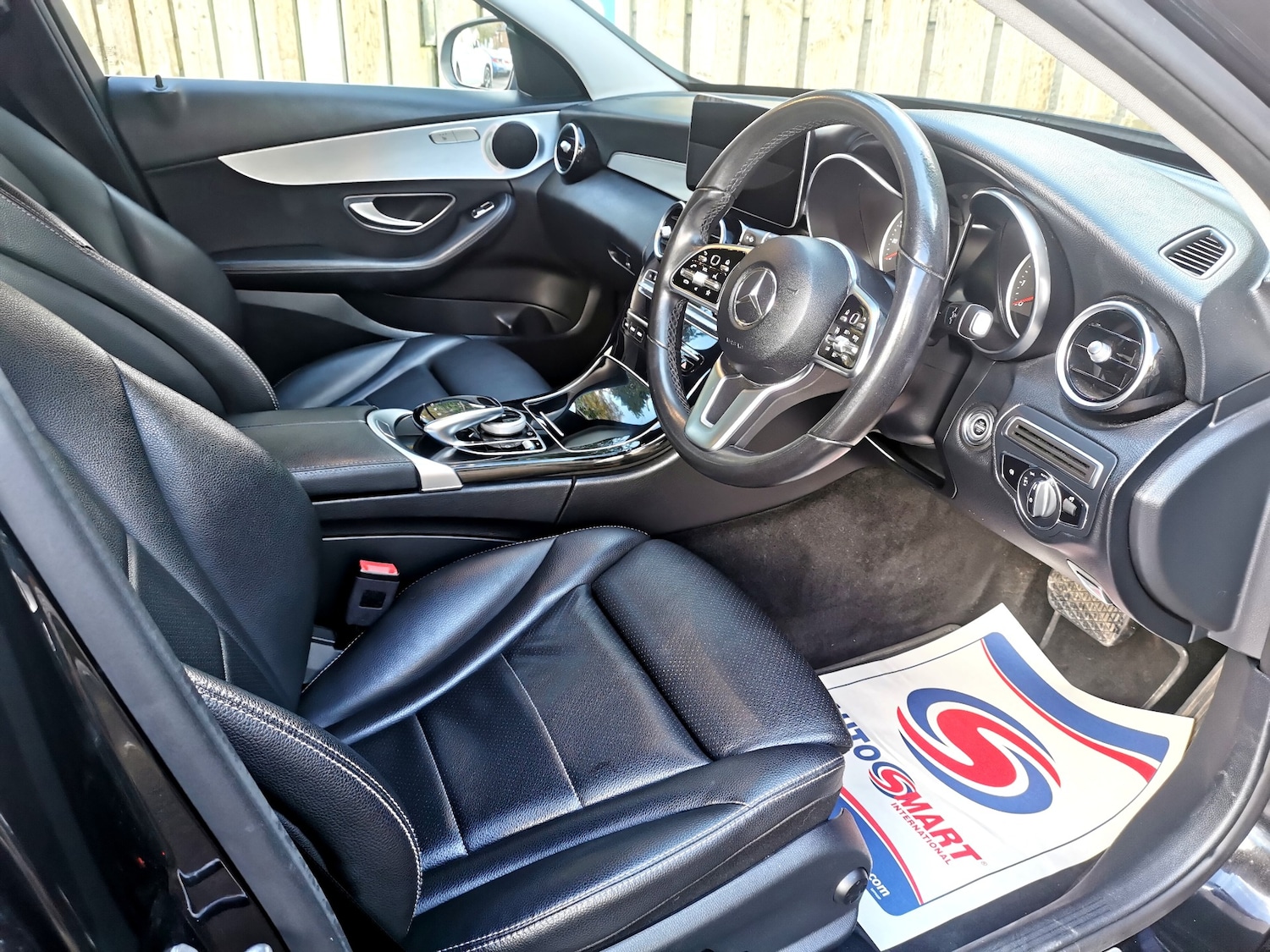 Used Mercedes-Benz C Class 2019 for sale - 76347441: Photo 9