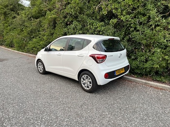 Used Hyundai i10 2018 for sale - 77825091: Photo